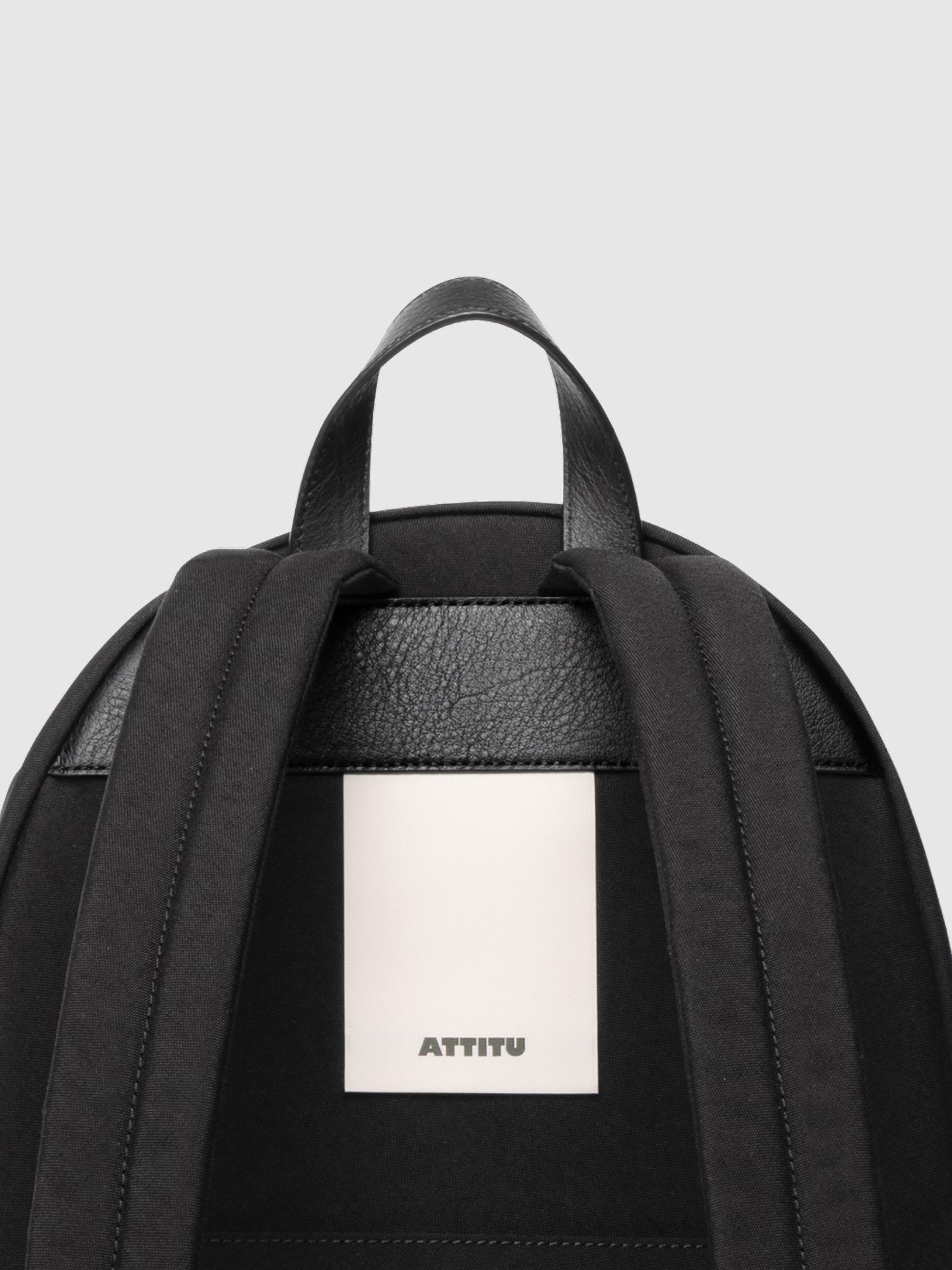 【新発売】NYLON BACKPACK S 003