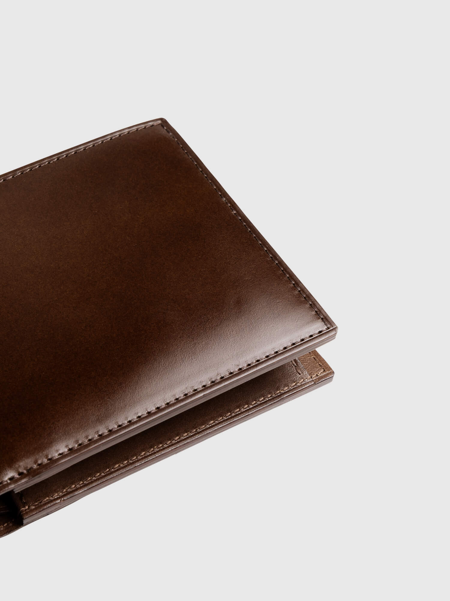 【数量限定色】コードバン 二折財布 002